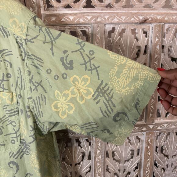 BASIC OPTIONS men's XL button front collared Pocket shirt Short Sleeve AOP 90s - Picture 3 of 8